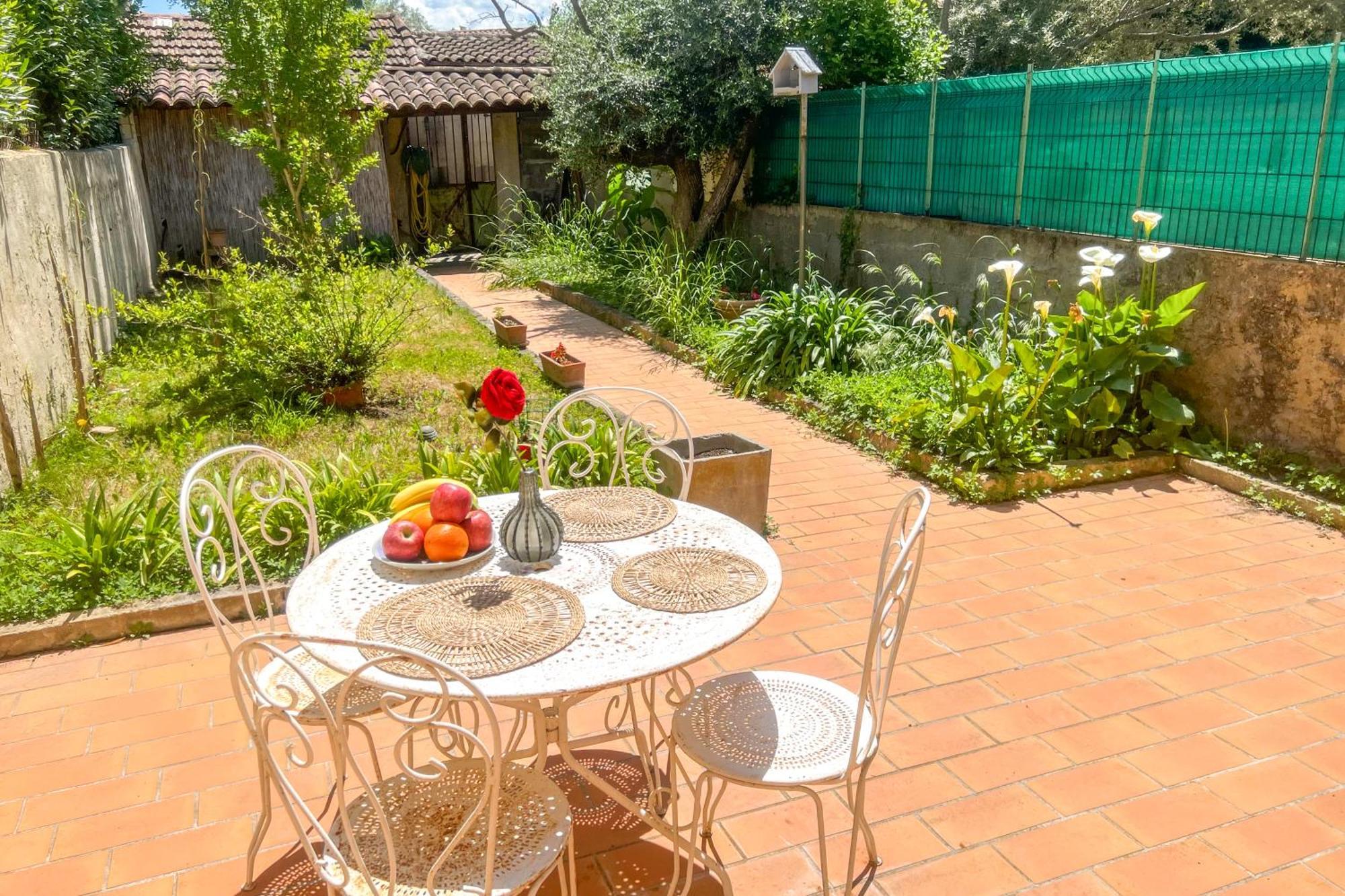 Free Car Parking - Garden - Close To Ramparts Ferienhaus Avignon